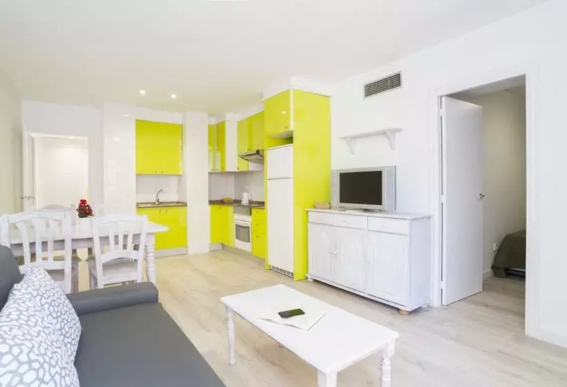 آپارتمان 2 خوابه, Apartamentos Priorat