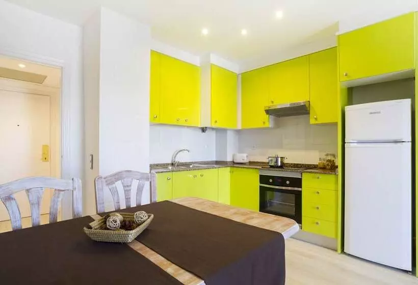 آپارتمان 2 خوابه, Apartamentos Priorat