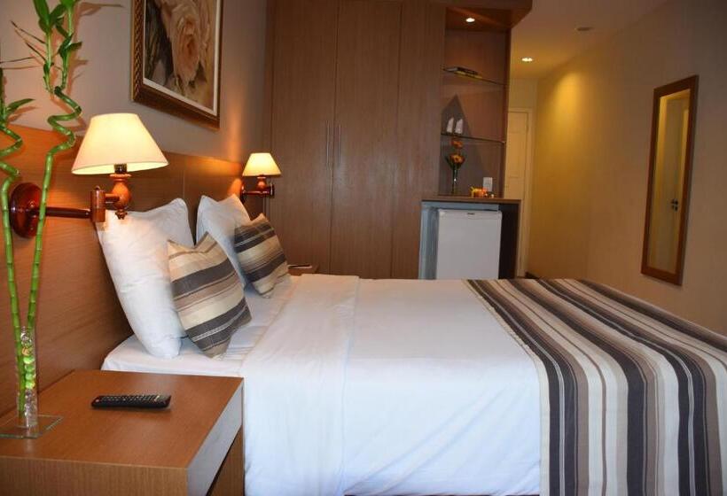 Quarto Estandar, Augusto S Copacabana