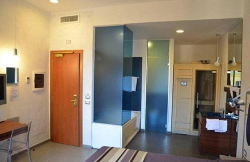 Superior Triple Room, California