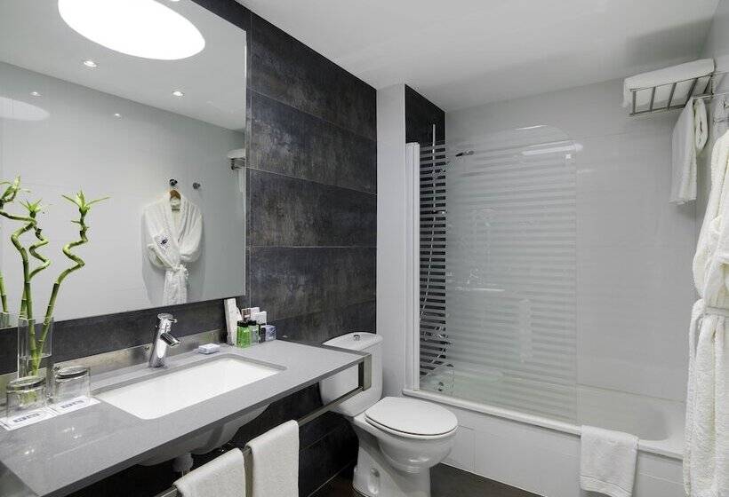 سوییت, H10 White Suites