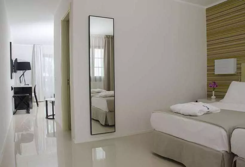 سوییت, H10 White Suites