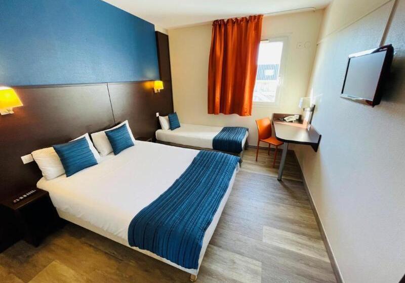 Номер Стандарт Трехместный, Hôtel Restaurant Kyriad Direct Dijon Nord   Zenith   Toison D Or