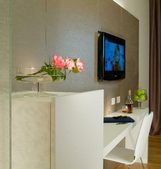 テラス付スーペリアルーム, Isola Sacra