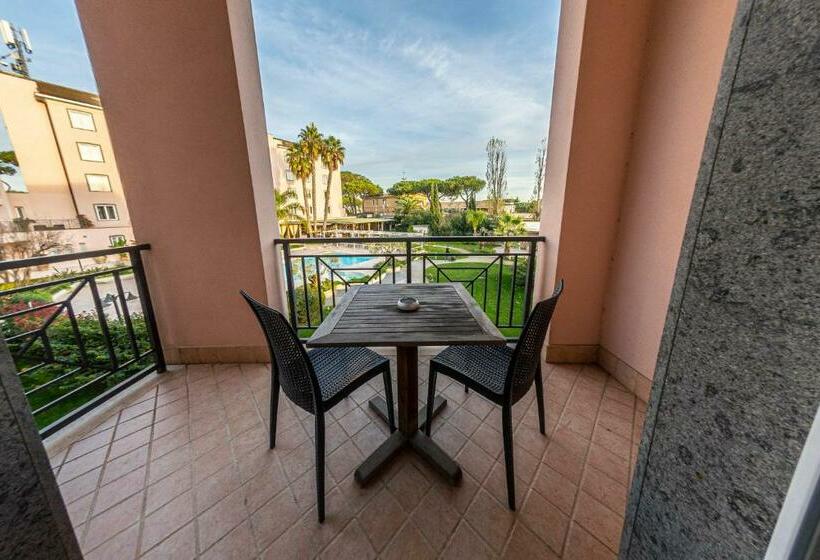 テラス付スーペリアルーム, Isola Sacra