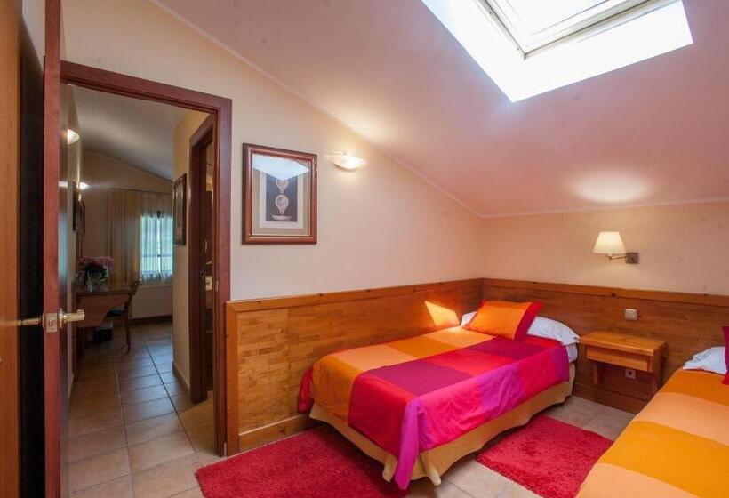 Семейный Номер, Montané