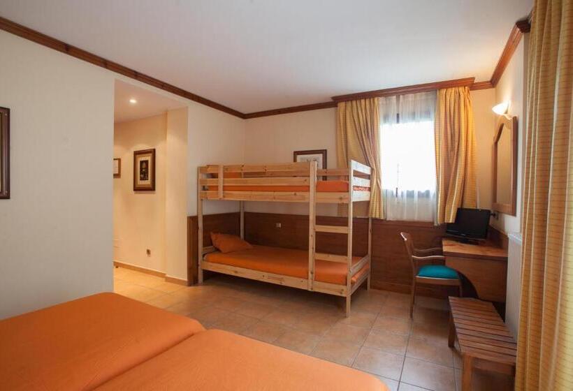 Номер Стандарт Трехместный, Montané