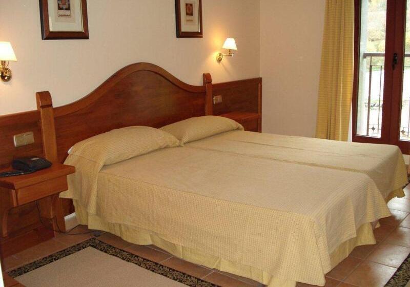 Номер Стандарт Трехместный, Montané