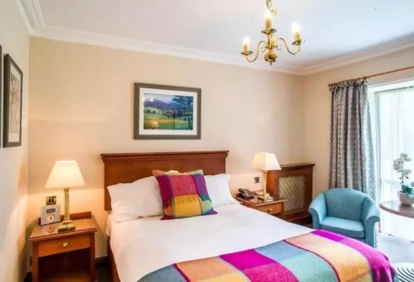 اتاق لوکس, Parkway Hotel & Spa