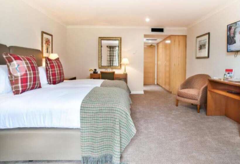 סוויטת ג'וניור, Parkway Hotel & Spa