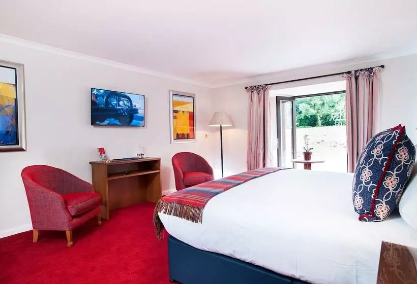 سوییت با چشمانداز باغ, Parkway Hotel & Spa