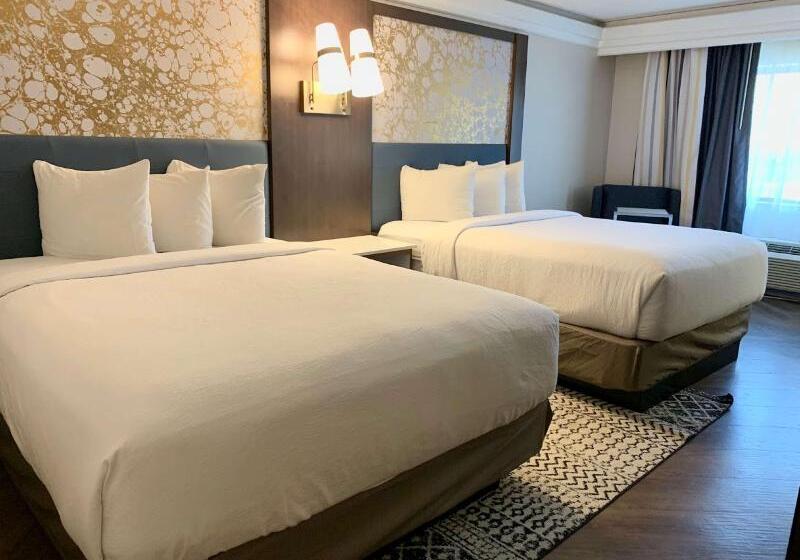 Standard Szoba, Real Castilha