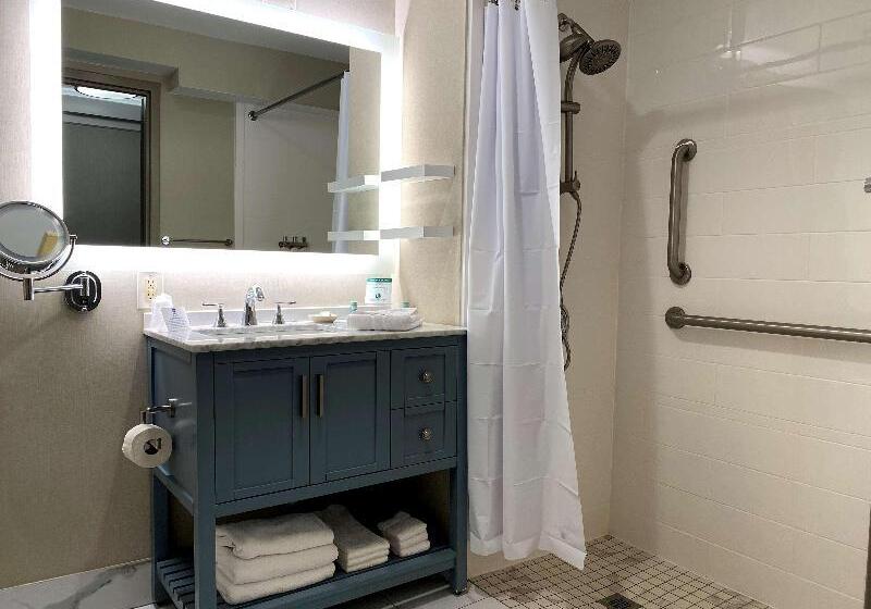 Quarto Estandar, Real Castilha