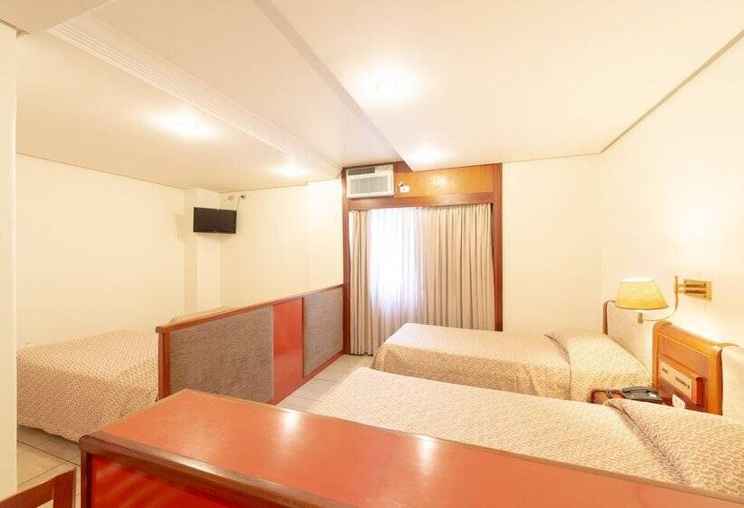 Négyágyas Standard Szoba, Real Castilha