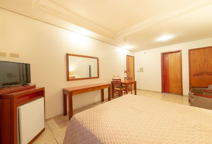 Standard Szoba, Real Castilha