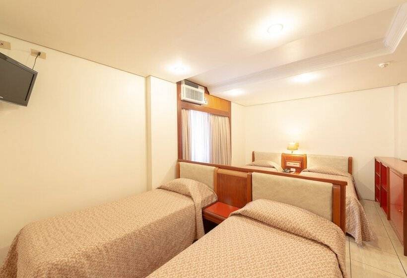 Négyágyas Standard Szoba, Real Castilha