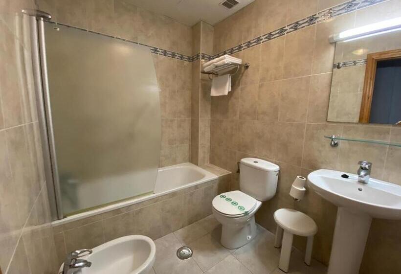 带海景的标准单人间, Soraya