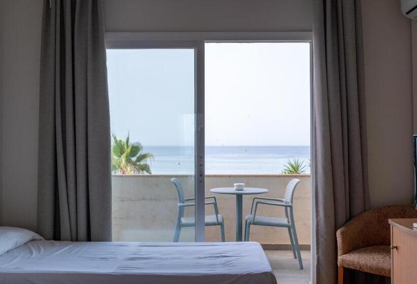 Triple Room Sea View, Santa Rosa