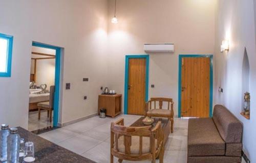 סוויטה, Arch The Baakhli Resort