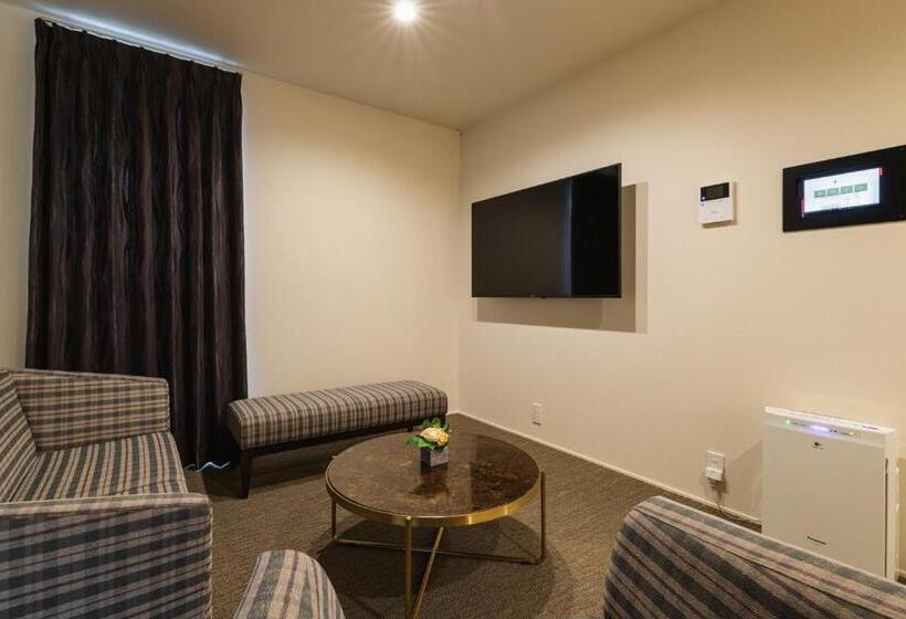 חדר משפתחתי סופריור, Grand Base Nagasaki City