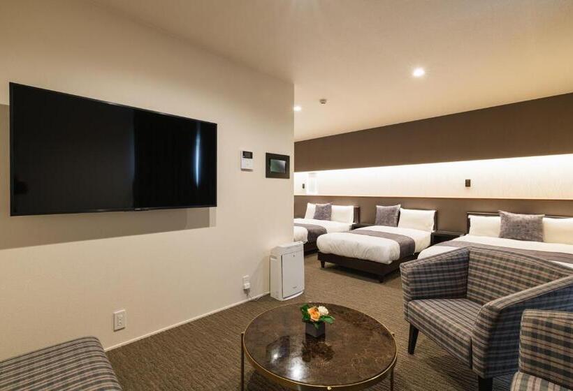 חדר משפתחתי סופריור, Grand Base Nagasaki City