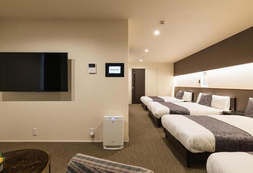 חדר משפתחתי סופריור, Grand Base Nagasaki City