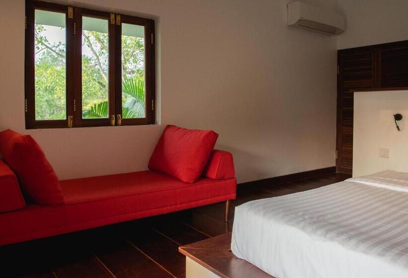 Habitación Cuádruple Deluxe, Khla Lodge