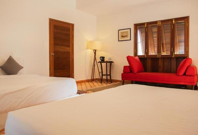 Habitación Cuádruple Deluxe, Khla Lodge