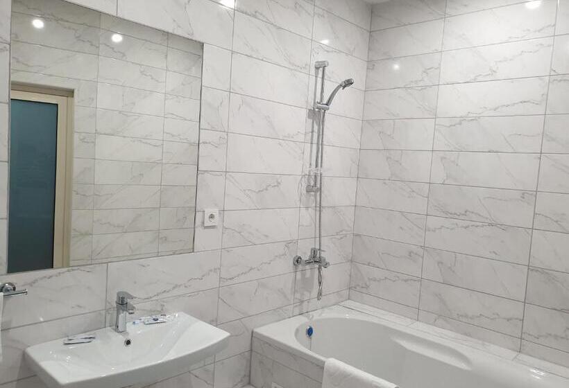 סוויטה, Lex Trend