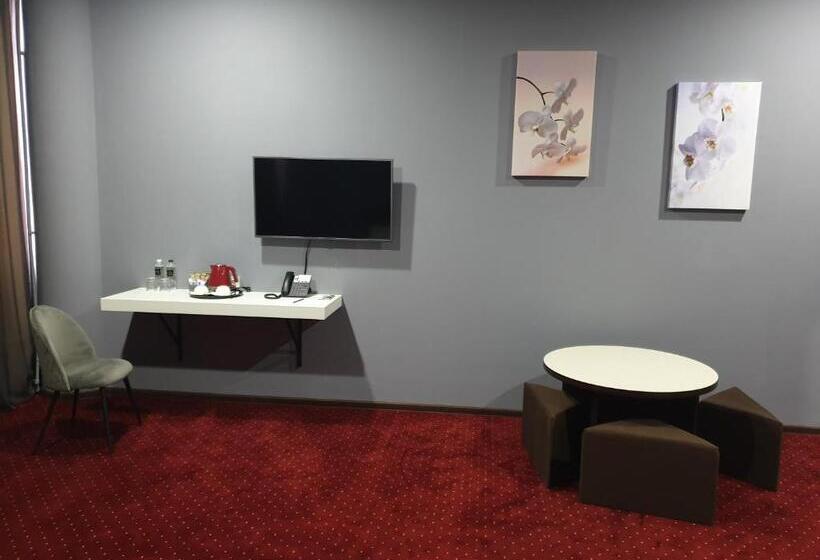 סוויטה, Lex Trend