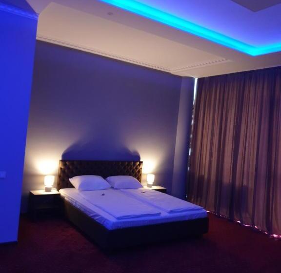 מיטת קינג בסוויטה, Lex Trend