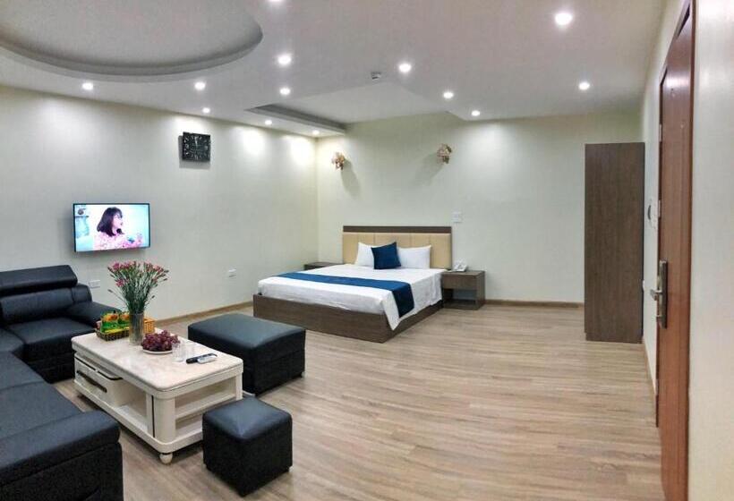 سوییت خانوادگی, Noibaiboutique