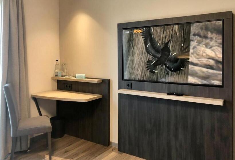 חדר סטנדרט עם מיטת קינג, Zeitgeist