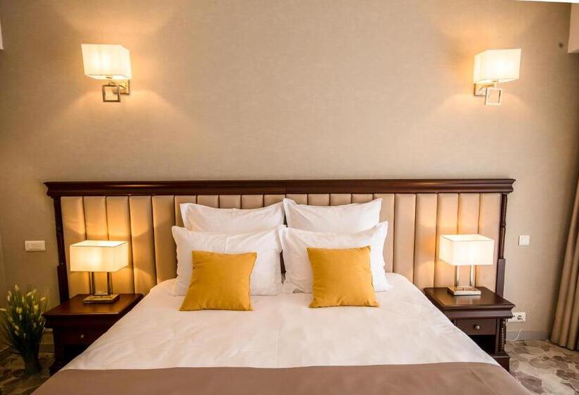 חדר דלוקס, Carpat Inn