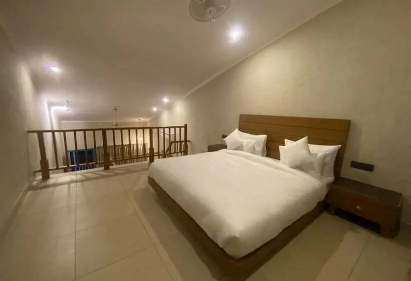 デラックスルーム, Arch The Baakhli Resort