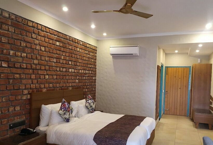 Номер Deluxe, Arch The Baakhli Resort