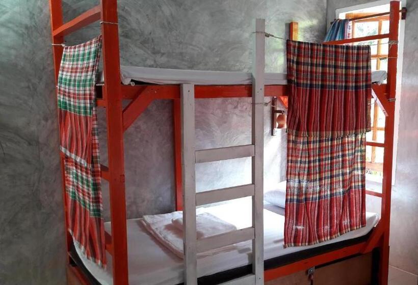 חדר משפחתי, Sun Smile