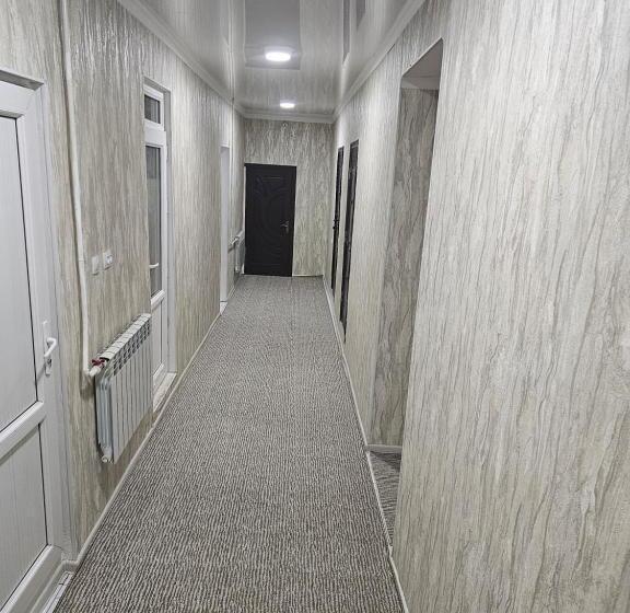 四人标准间, Hostel Sulaiman Too