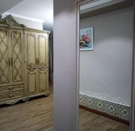 استودیوی لوکس, старый бастион