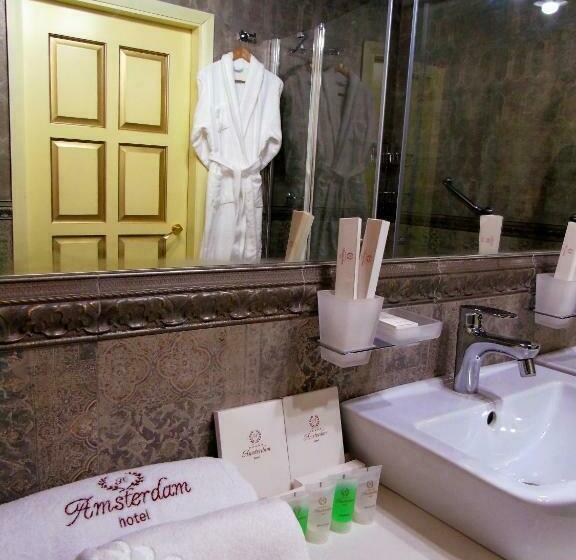 جناح رئاسى, Amsterdam Hotel Aktobe