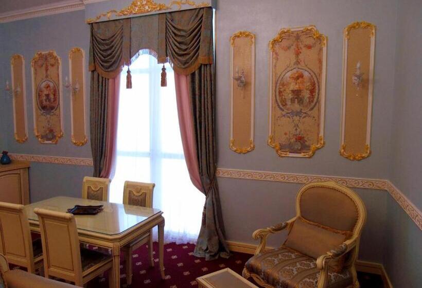 جناح رئاسى, Amsterdam Hotel Aktobe