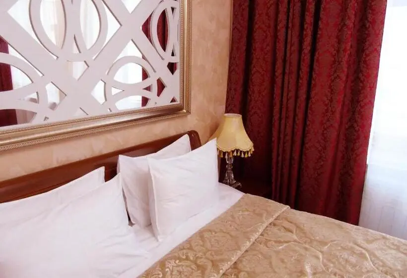 سوییت, Amsterdam Hotel Aktobe