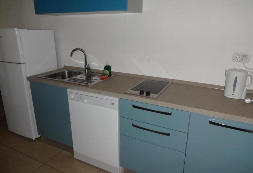 آپارتمان 2 خوابه, Fedrig Rooms With Bathroom & Hostel Rooms