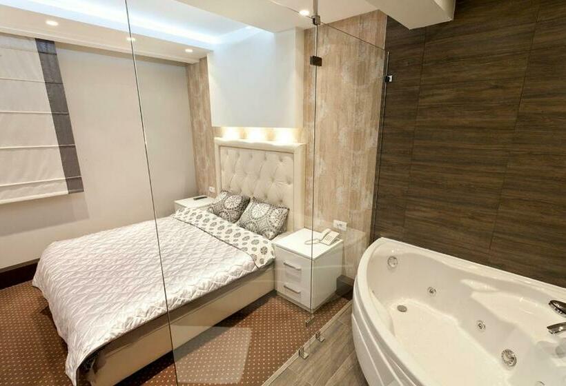 سوییت, Centrum Sobe Rooms čačak