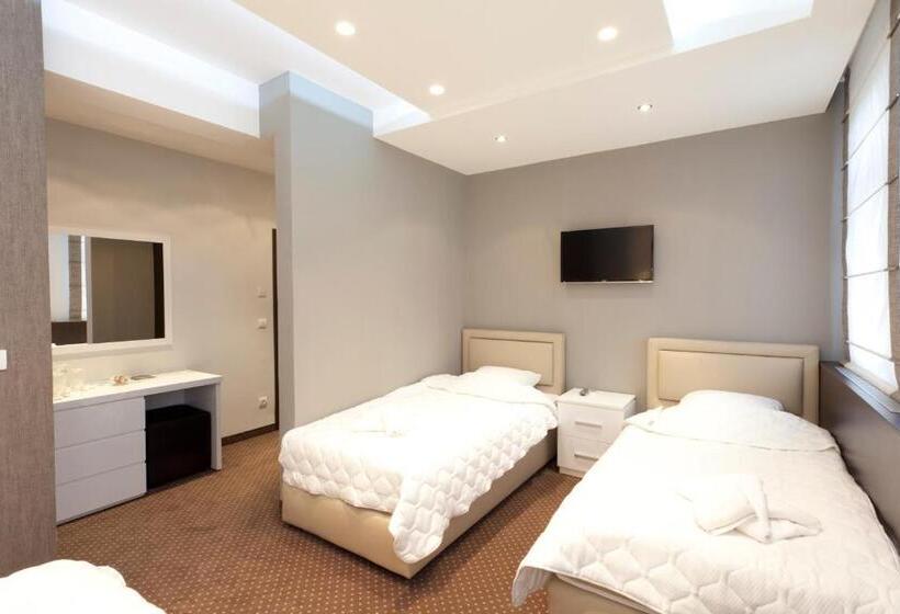 اتاق استاندارد چهار تخته, Centrum Sobe Rooms čačak