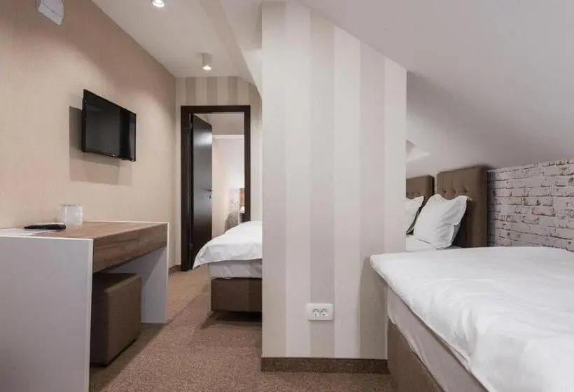 اتاق خانوادگی, Centrum Sobe Rooms čačak