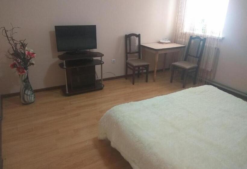 اتاق لوکس, Andreevsky