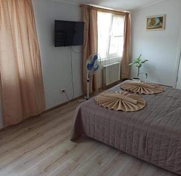 اتاق لوکس, Andreevsky