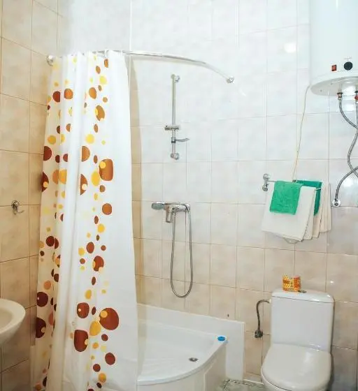 Habitació Triple Clàssica, Rawa