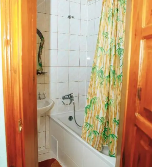 Habitació Familiar Superior, Rawa